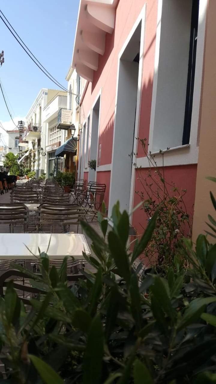 Alley Rooms Митилини Экстерьер фото